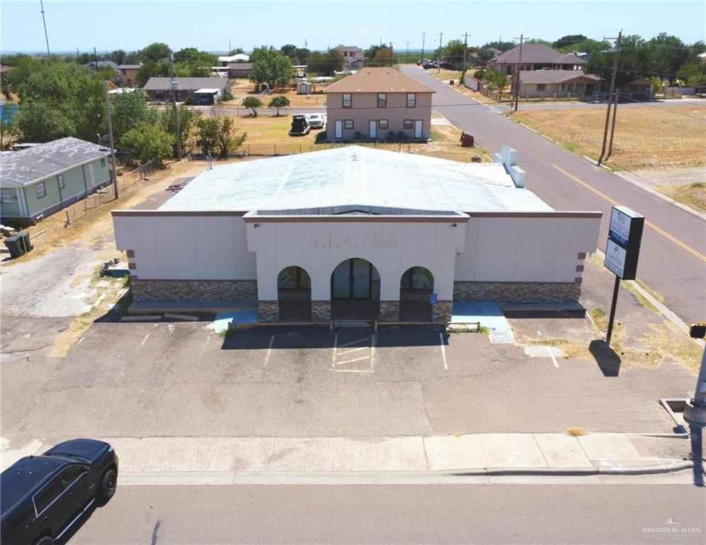 1611 N US Hwy 83  