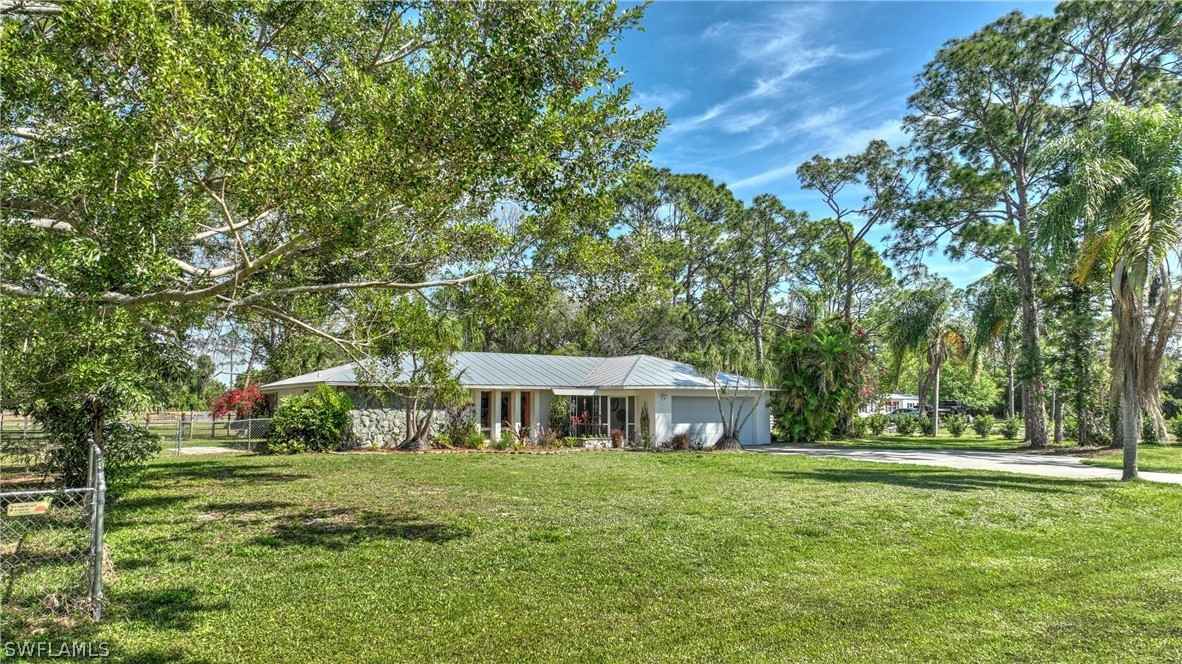 11741 Fox Hl Rd  
