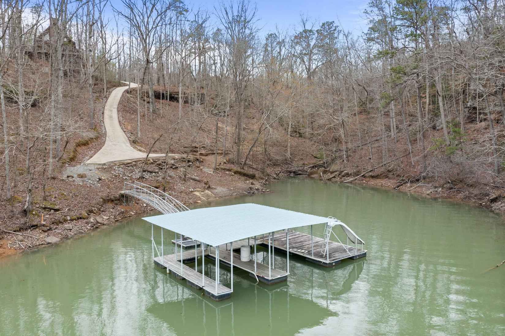 LOTS 19-20 LAURELWOOD  