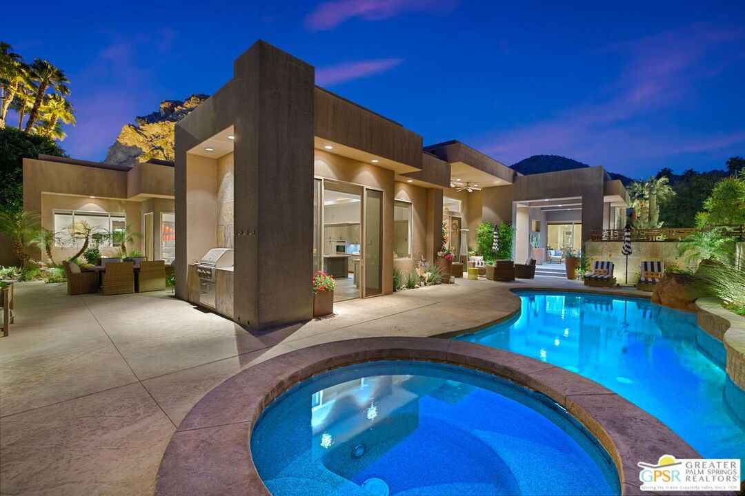 35 Evening Star Dr  