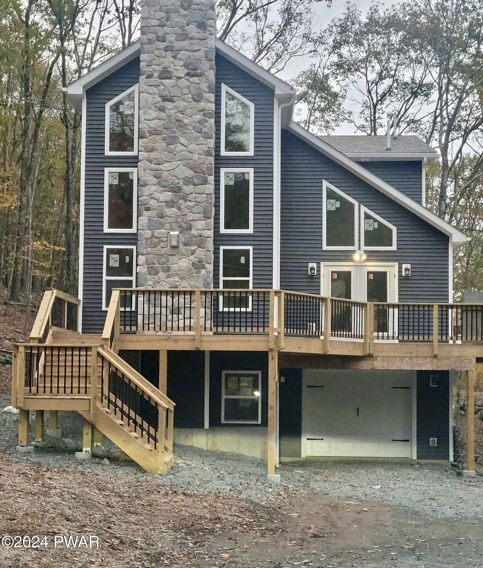 151 Minuteman Ln  
