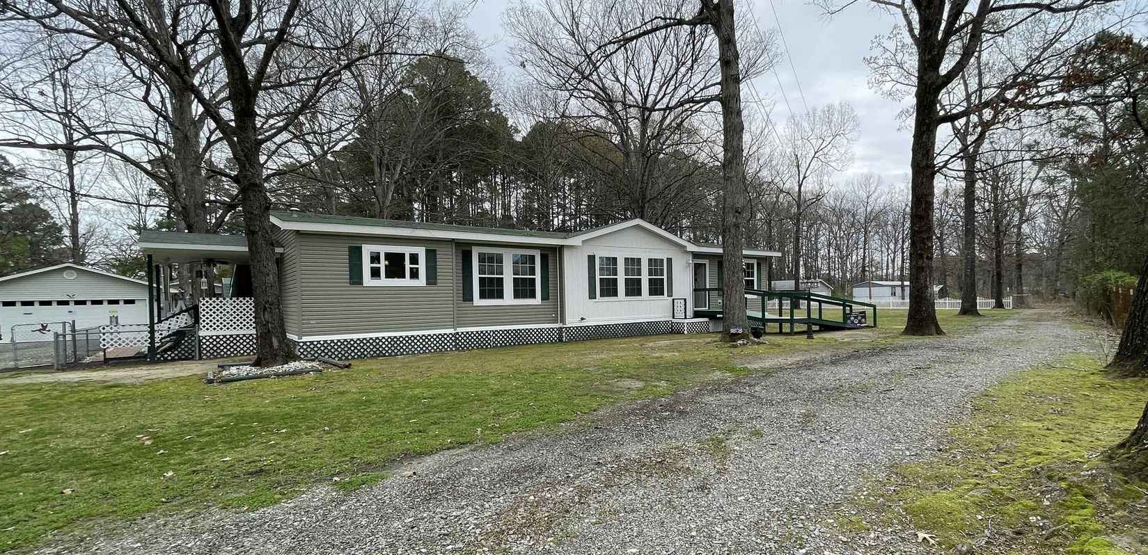 822 Highway 46 N  
