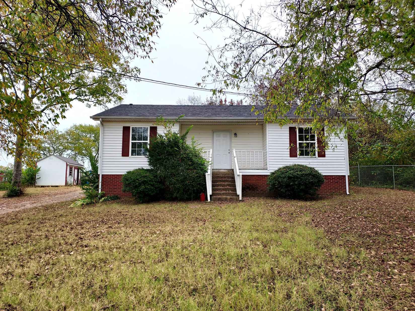 815 Woodlawn Ave  