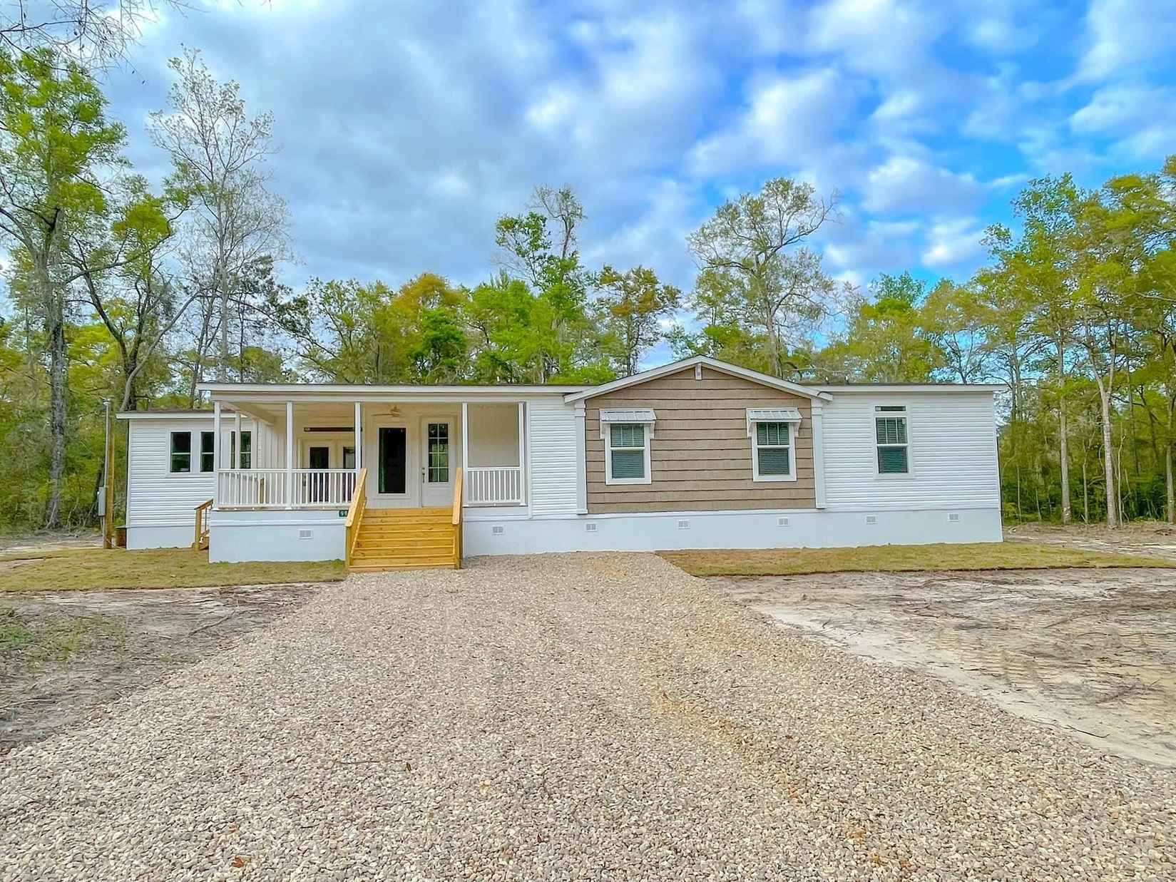 995 Taylor Rd  