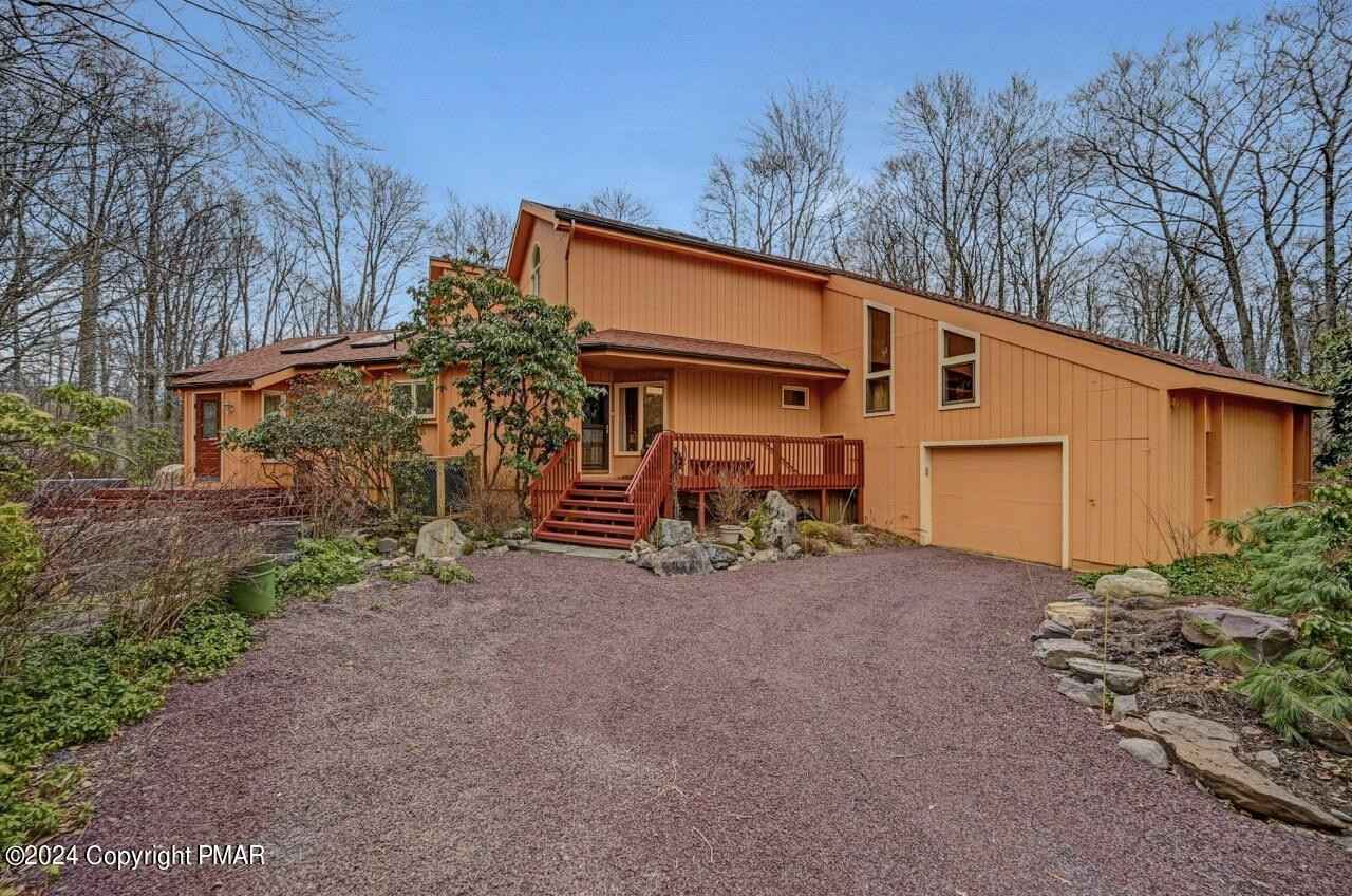 247 BUCKSKIN Way  