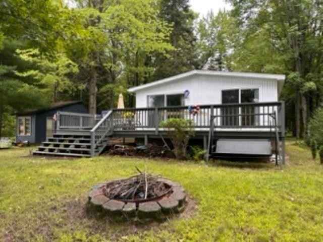 1661 Riverside  