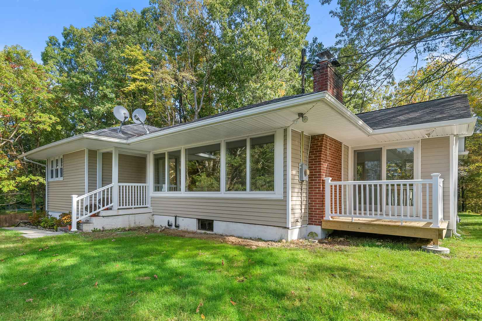 9 San Souci Dr  