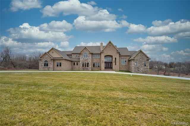 8498 Highgrove Ct  