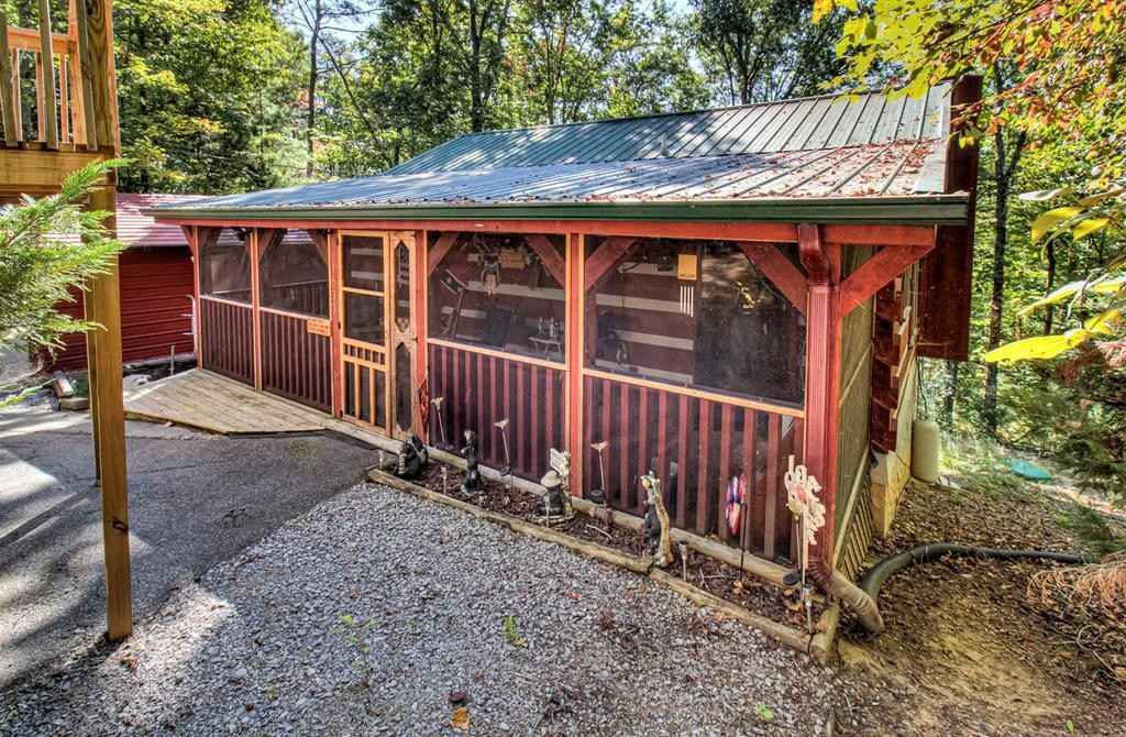 1633 Ridgecrest Dr  