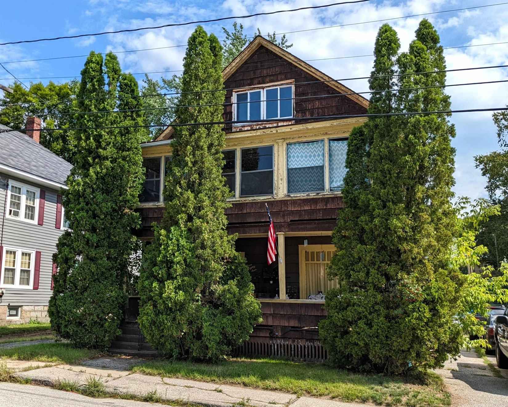 386 Willard St  