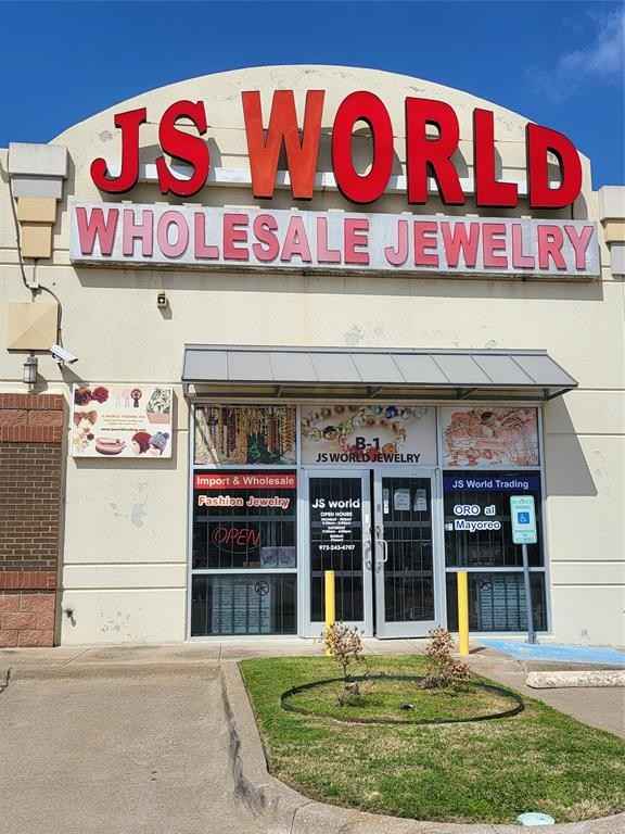 11538 Harry Hines Blvd  