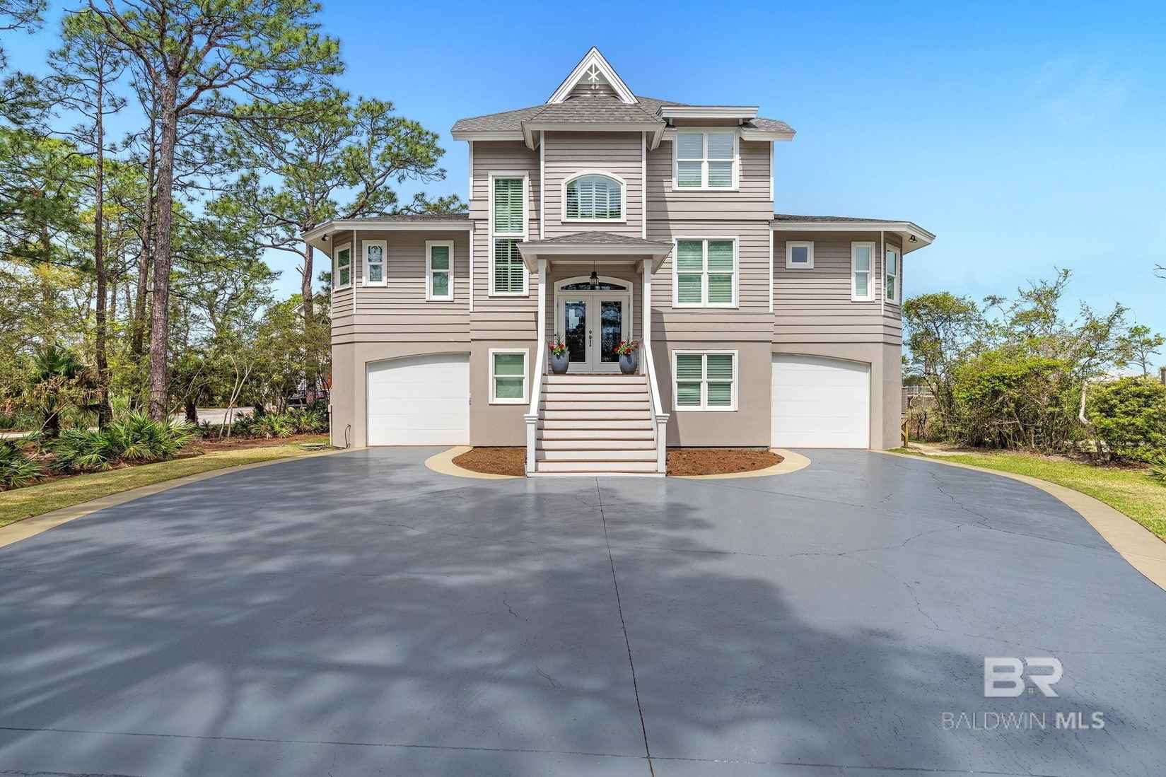 32239 Whispering Cir  