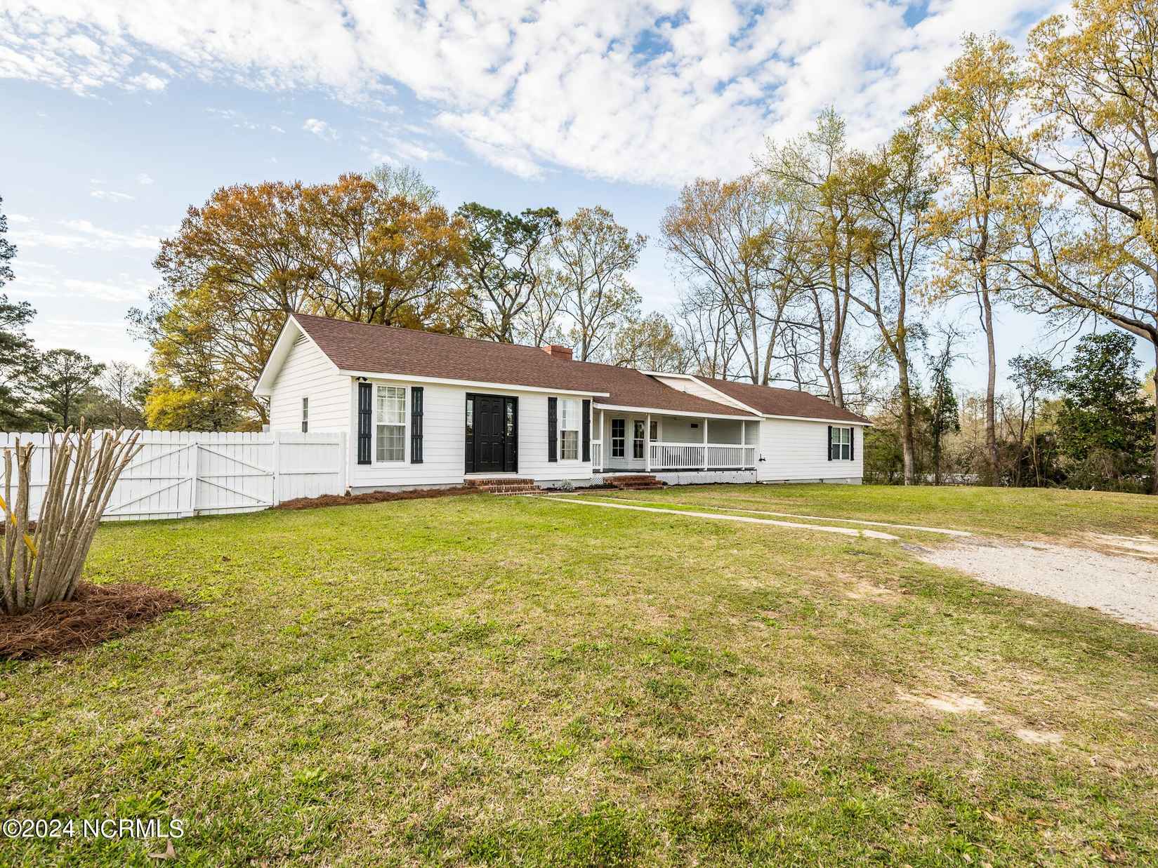 1308 Sunny Side St  