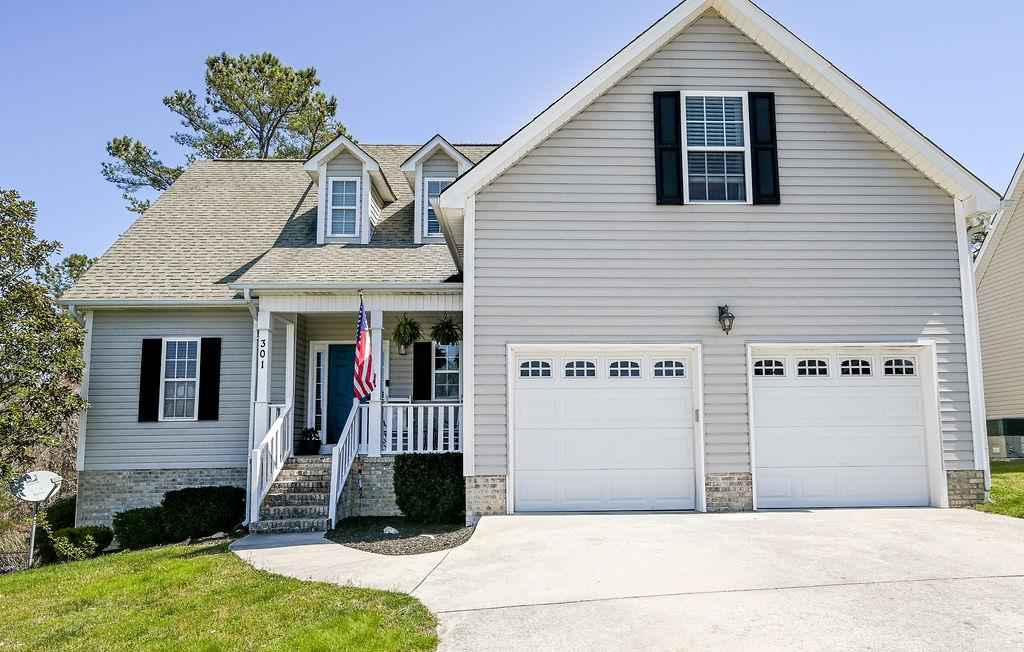 301 Hidden Oaks Dr  