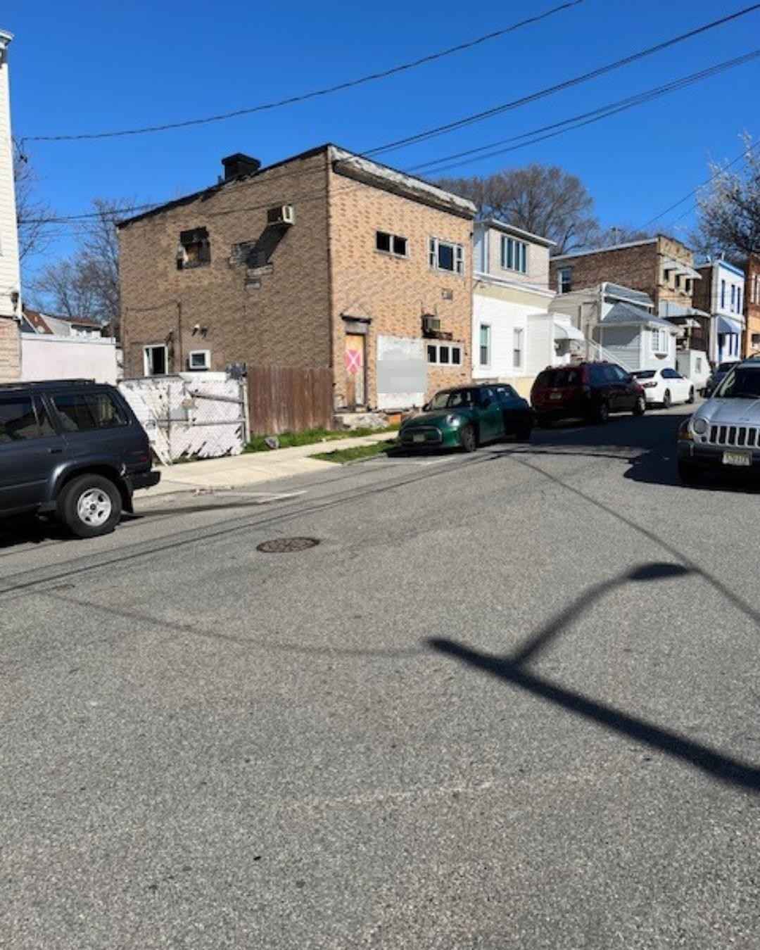 1412-1414 44TH ST  