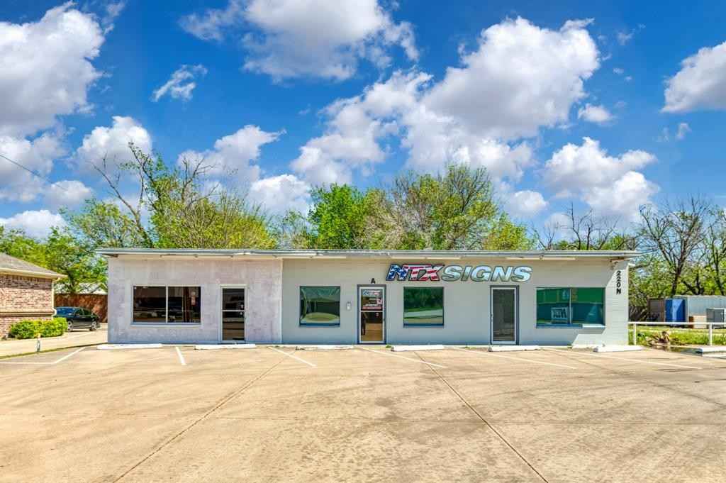 220 N Main St  