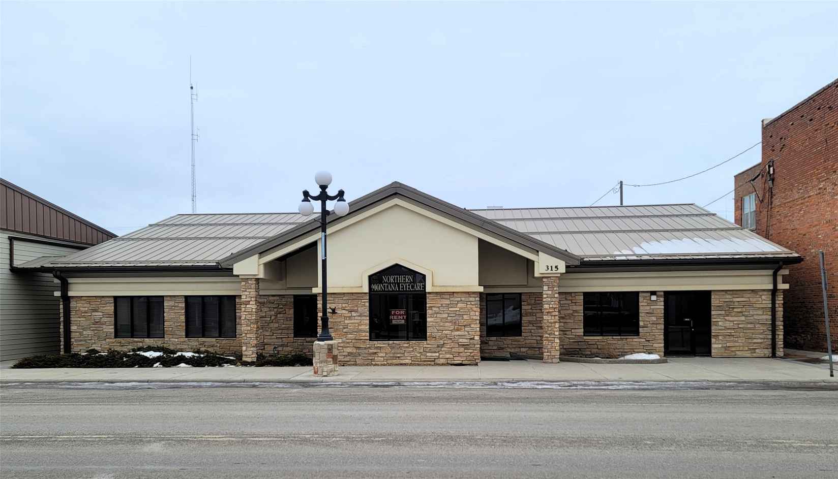 315 S Main St  
