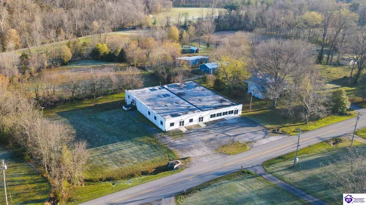 1870 Old Hodgenville Rd  