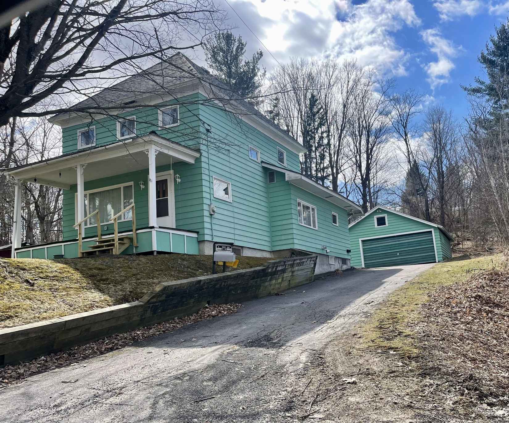 207 Duane St  