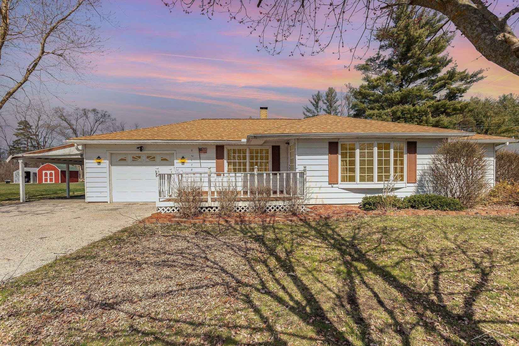 22078 Gratiot  