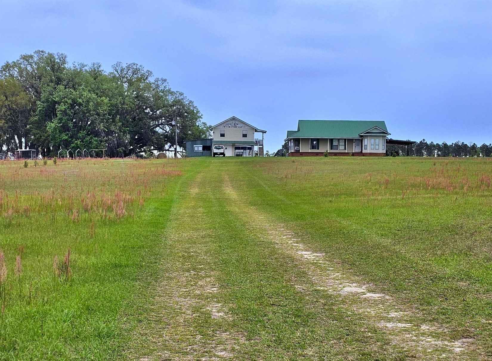 5588 SW Sundown Crk Rd  