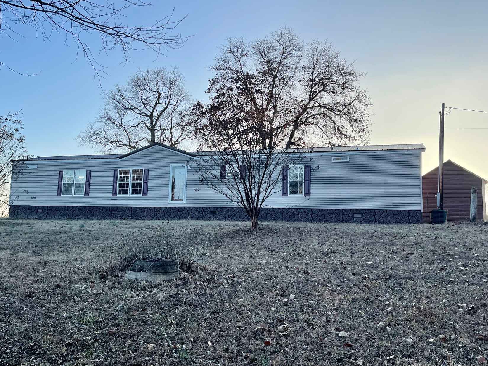 374 Matthews  
