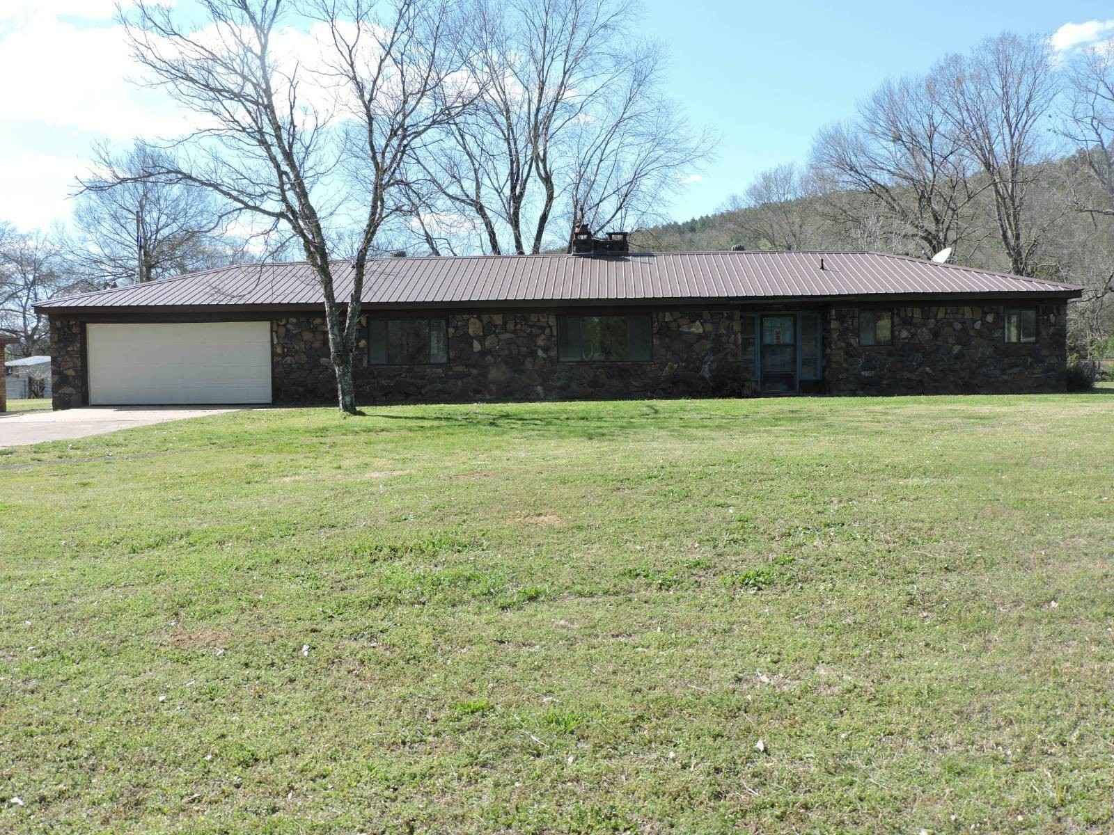 6390 Ross Crk Dr  
