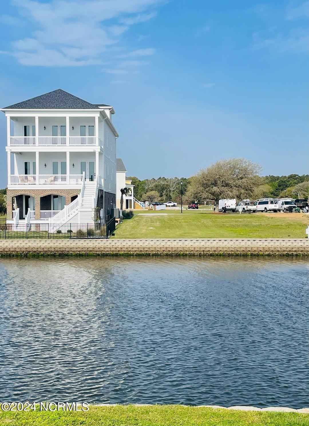107 Nautical Pointe  