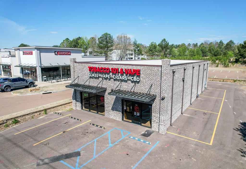 2101 Jackson Ave West  