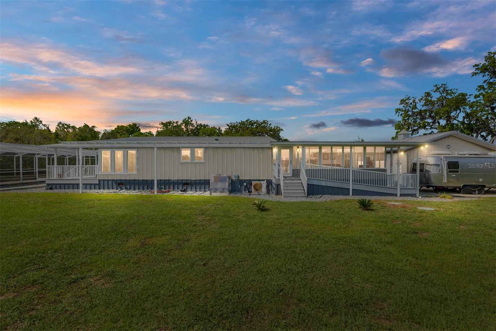 13890 N US Hwy 301  