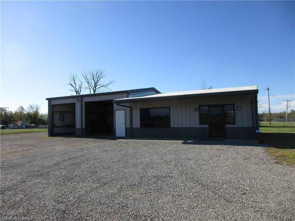608 632 Industrial Park DR  