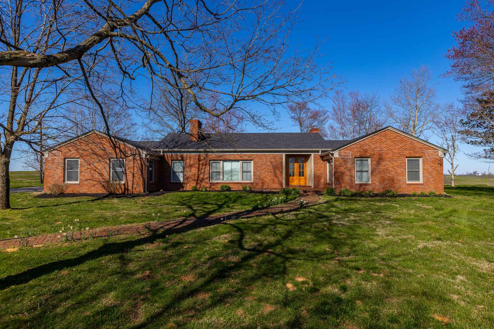 202 Hudson Rd  