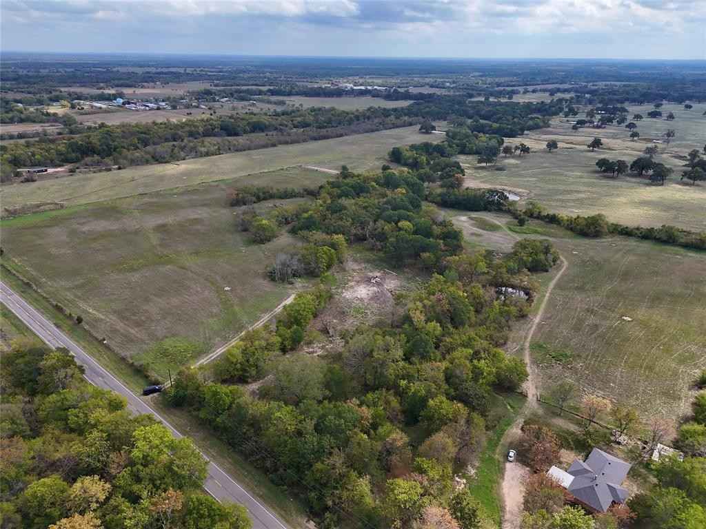 00 Farm Road 71 W  