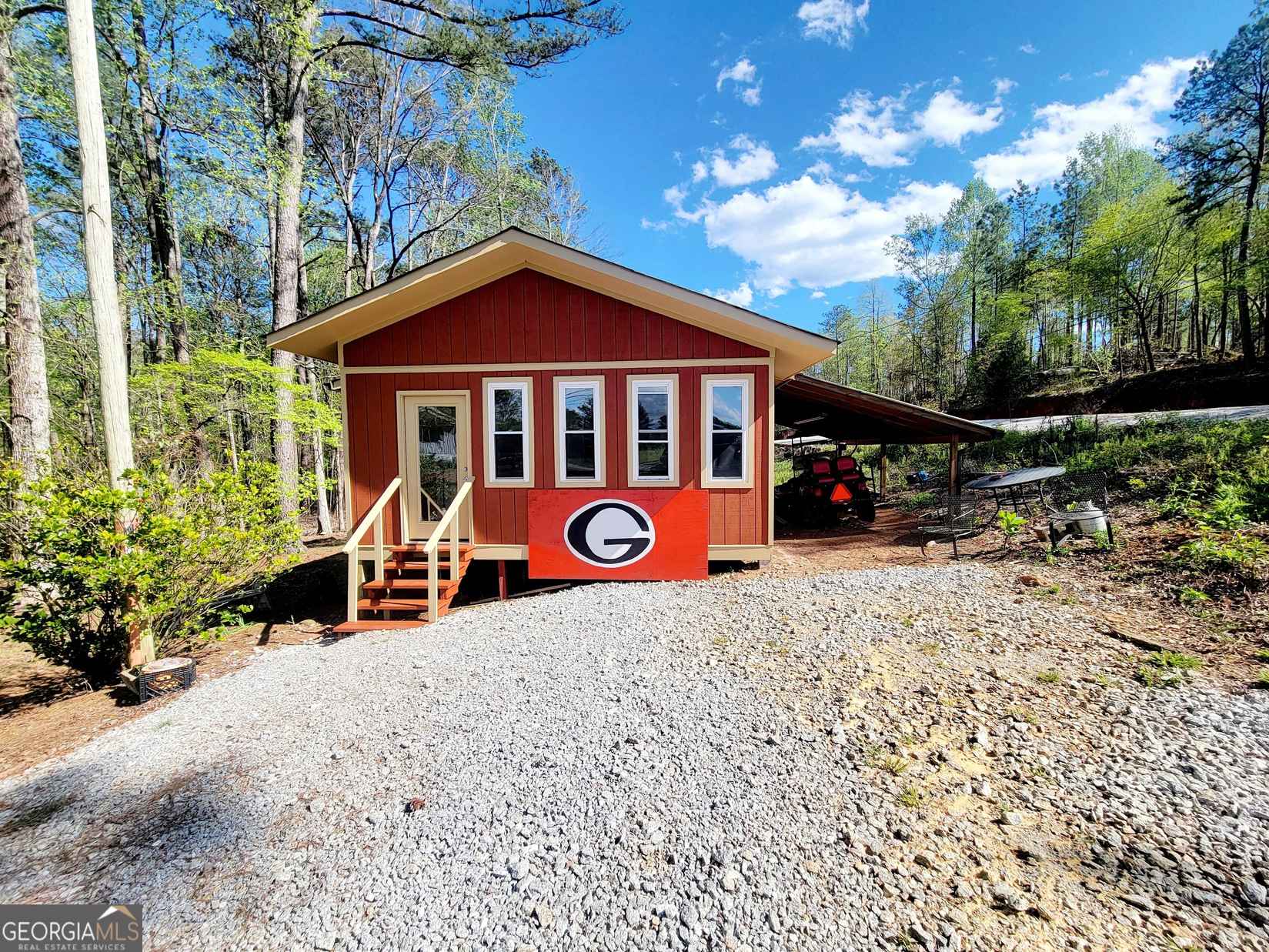 1073 County Line Rd 442  