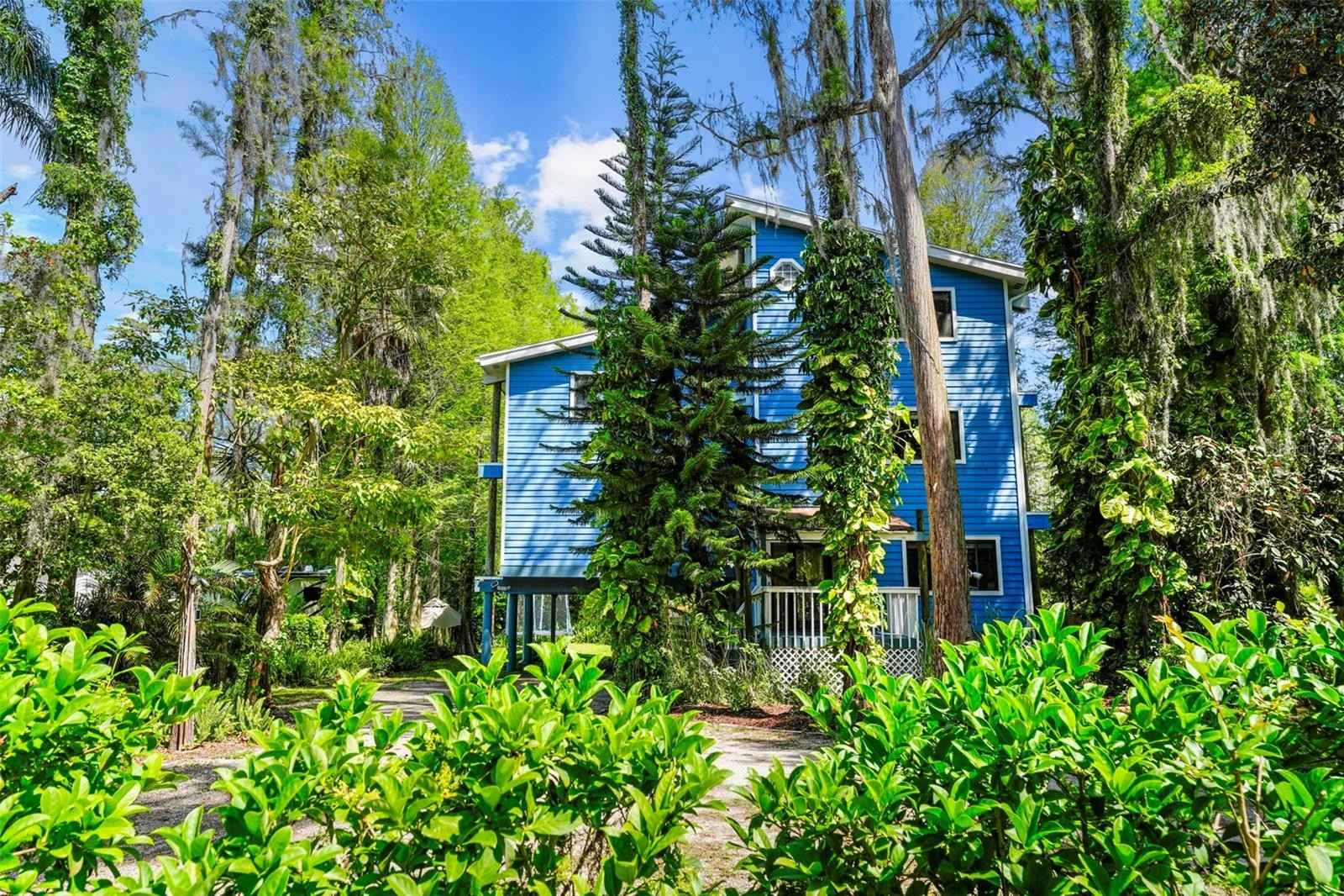 18716 Lake Commiston Dr  