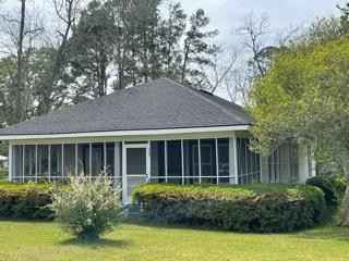 323 PAULINE AVE  