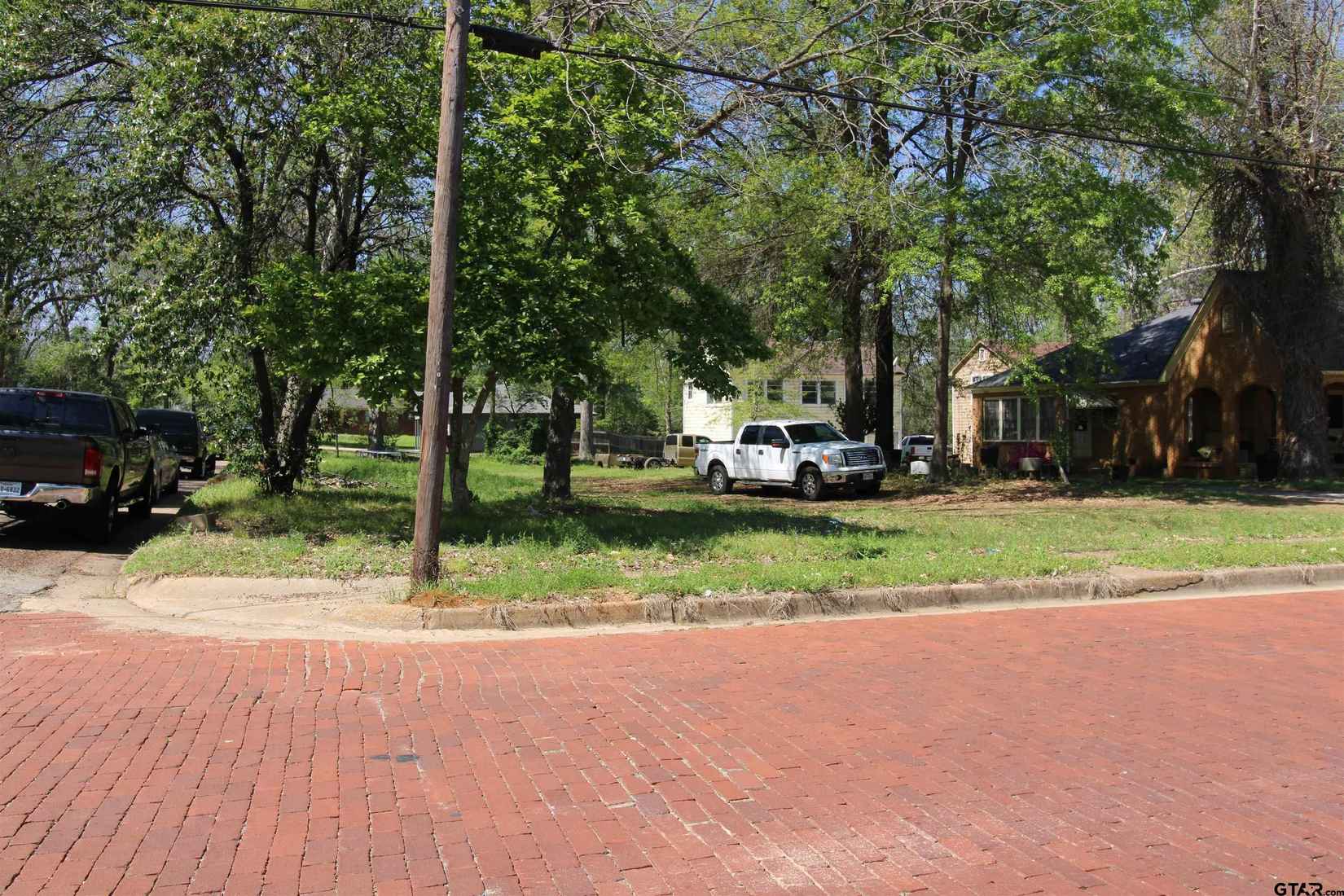 1100 N Bois D'Arc Ave  