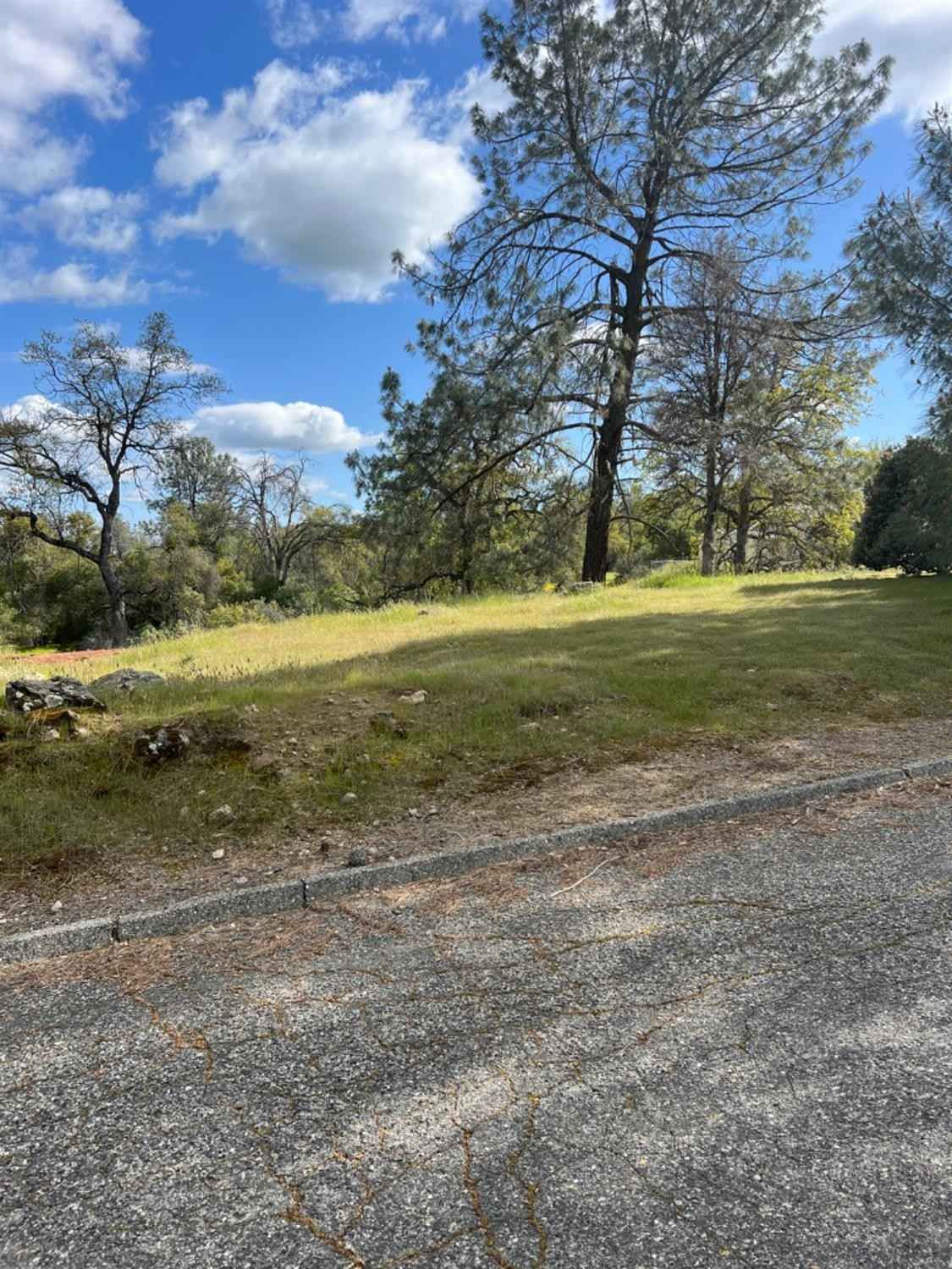 1 Tioga-Lot 2150 Dr  