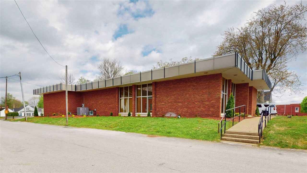 218 W Main St  