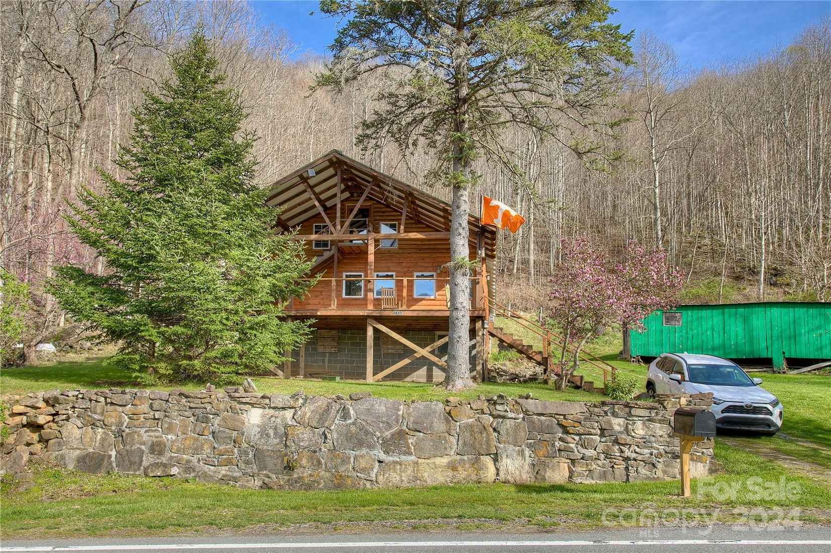 3198 NC 261 Hwy  