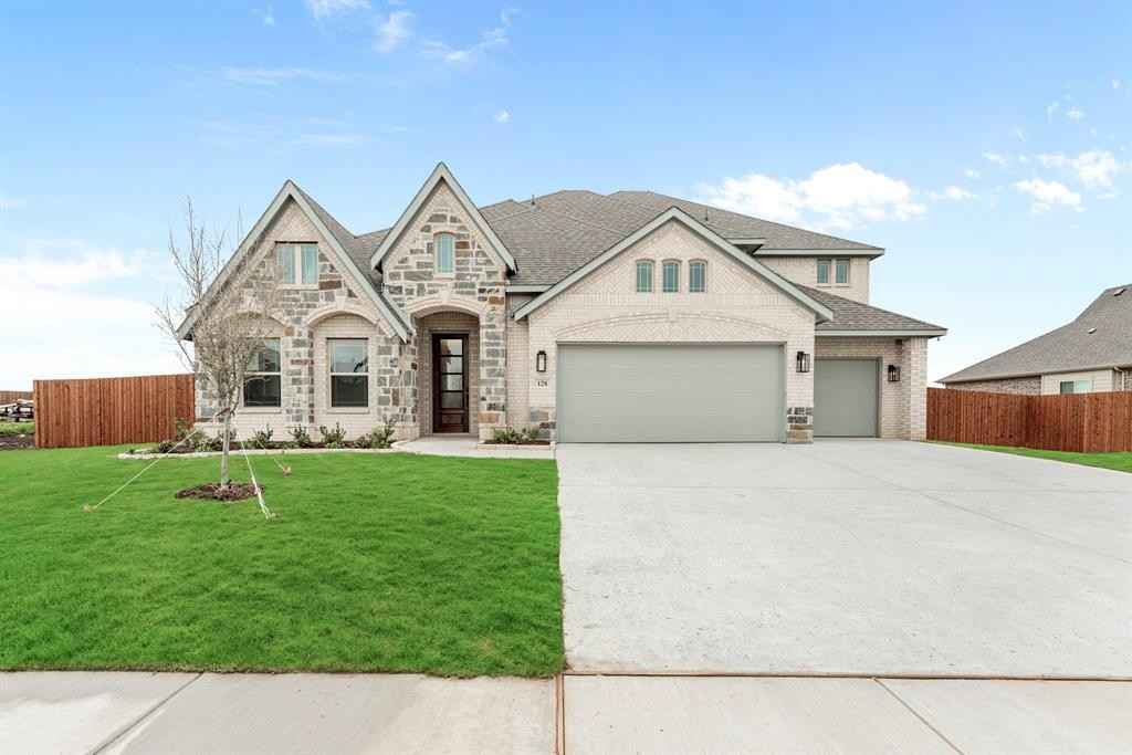 128 Trail Dust Dr  