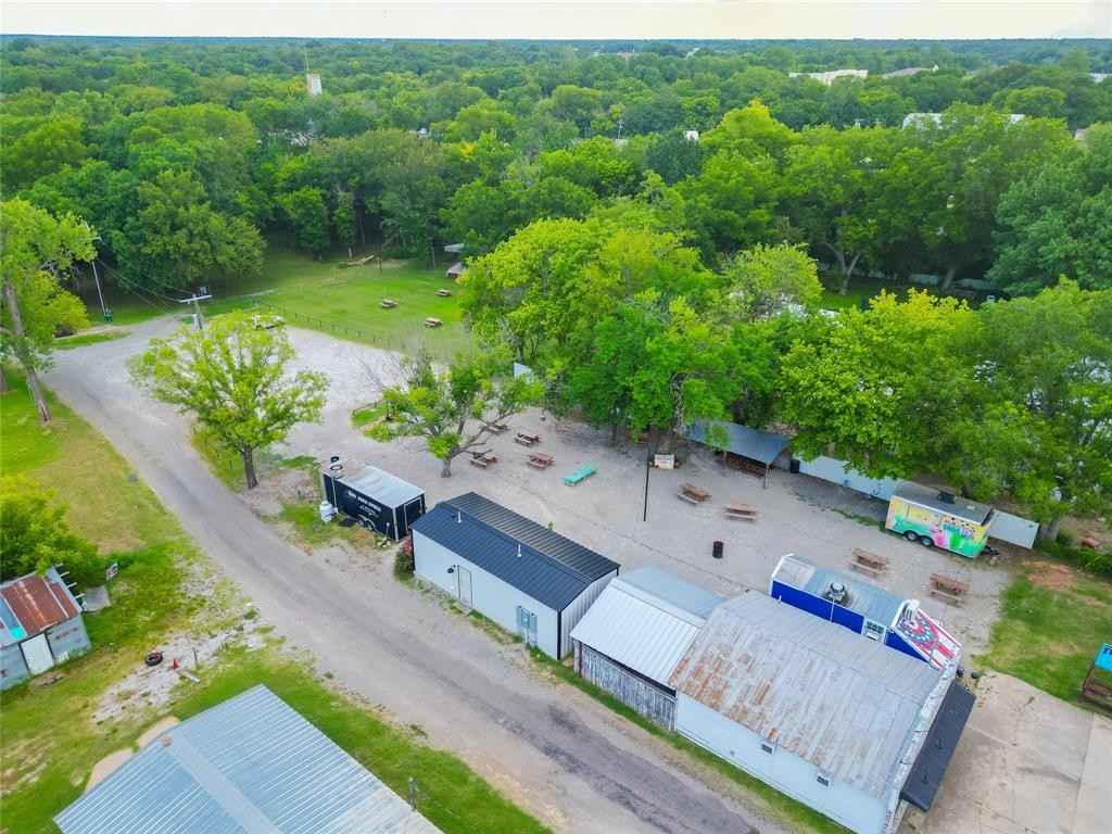 711 A W Sam Rayburn Pkwy  