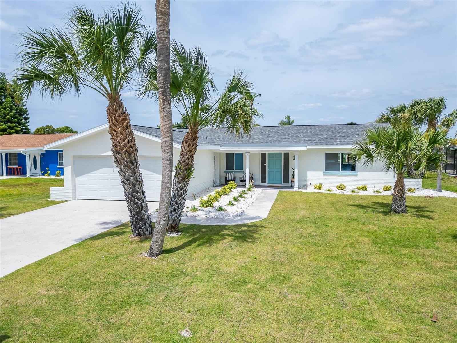 1009 Spindle Palm Way  