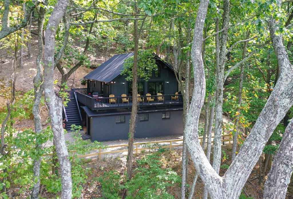 1091 Oglethorpe Mtn Rd  