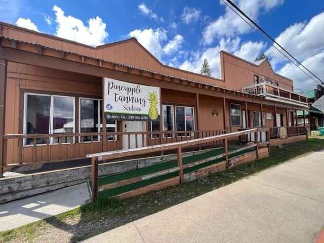 2288 Main St  