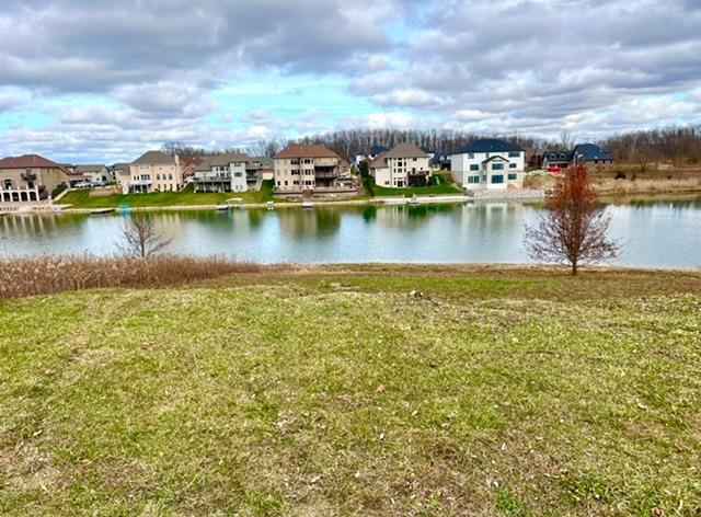 9280 Doubletree Dr S  