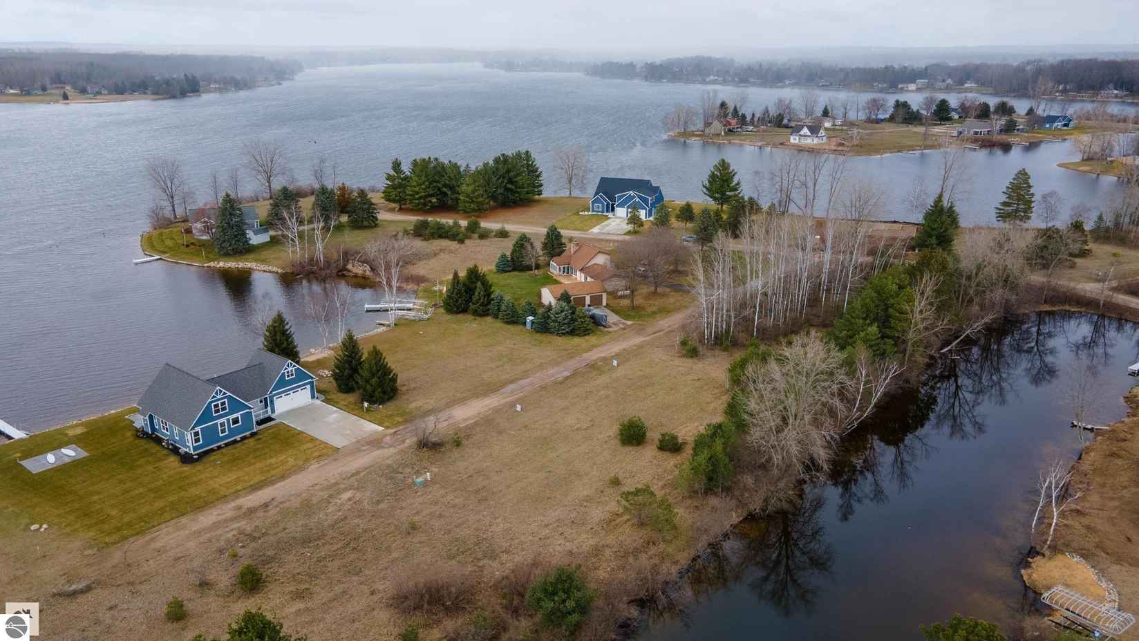 2005 Channel Dr West  