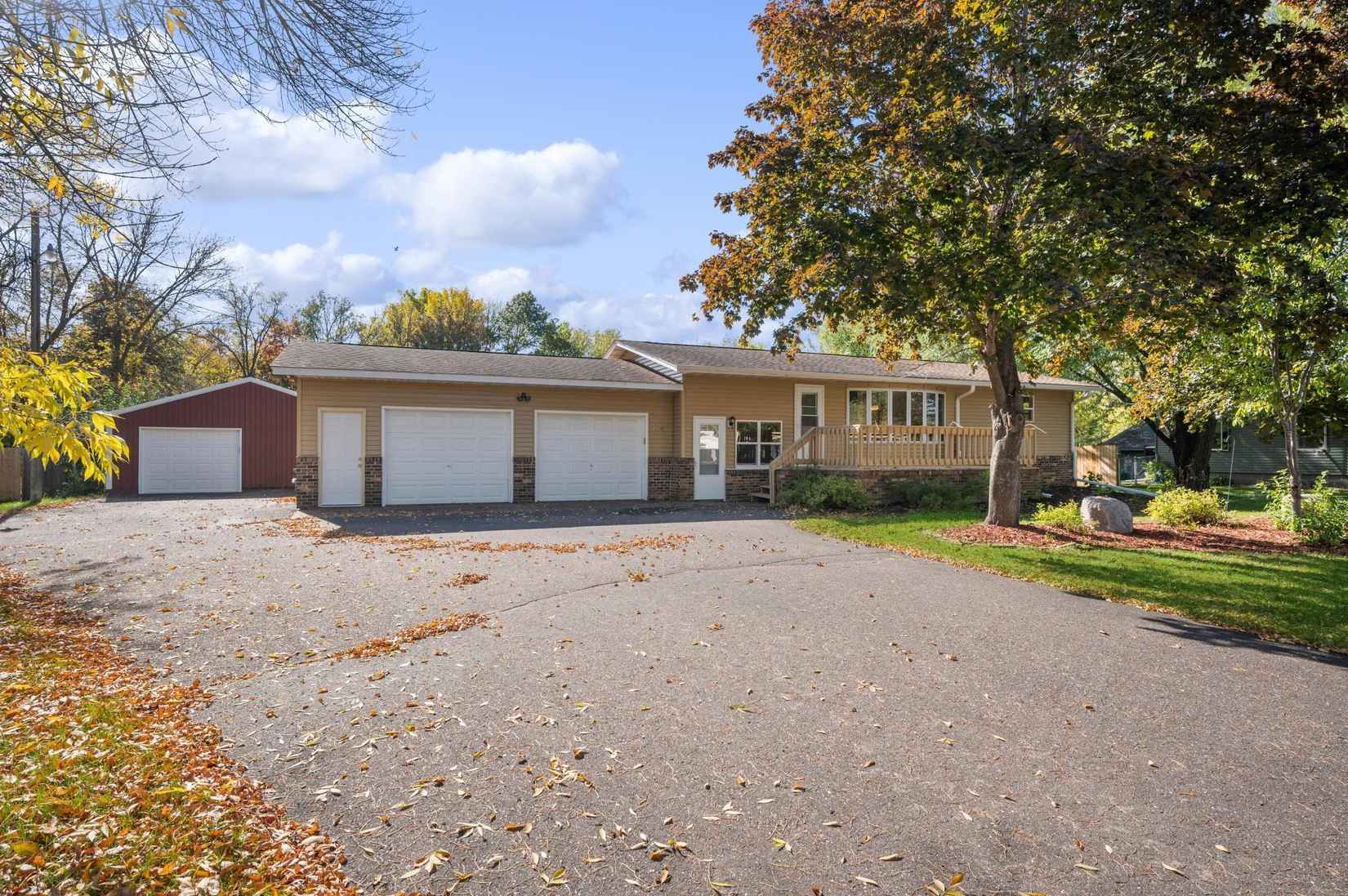 370 Pleasant Ave  
