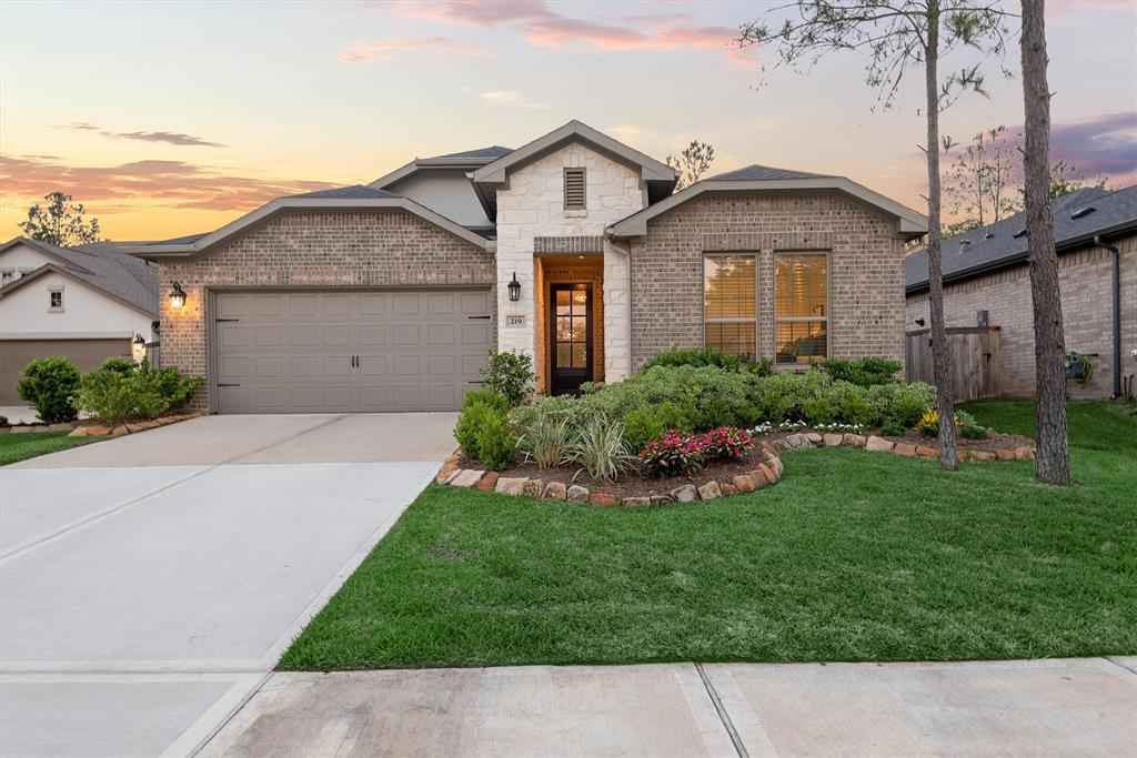 219 N Wild Petunia Trl  