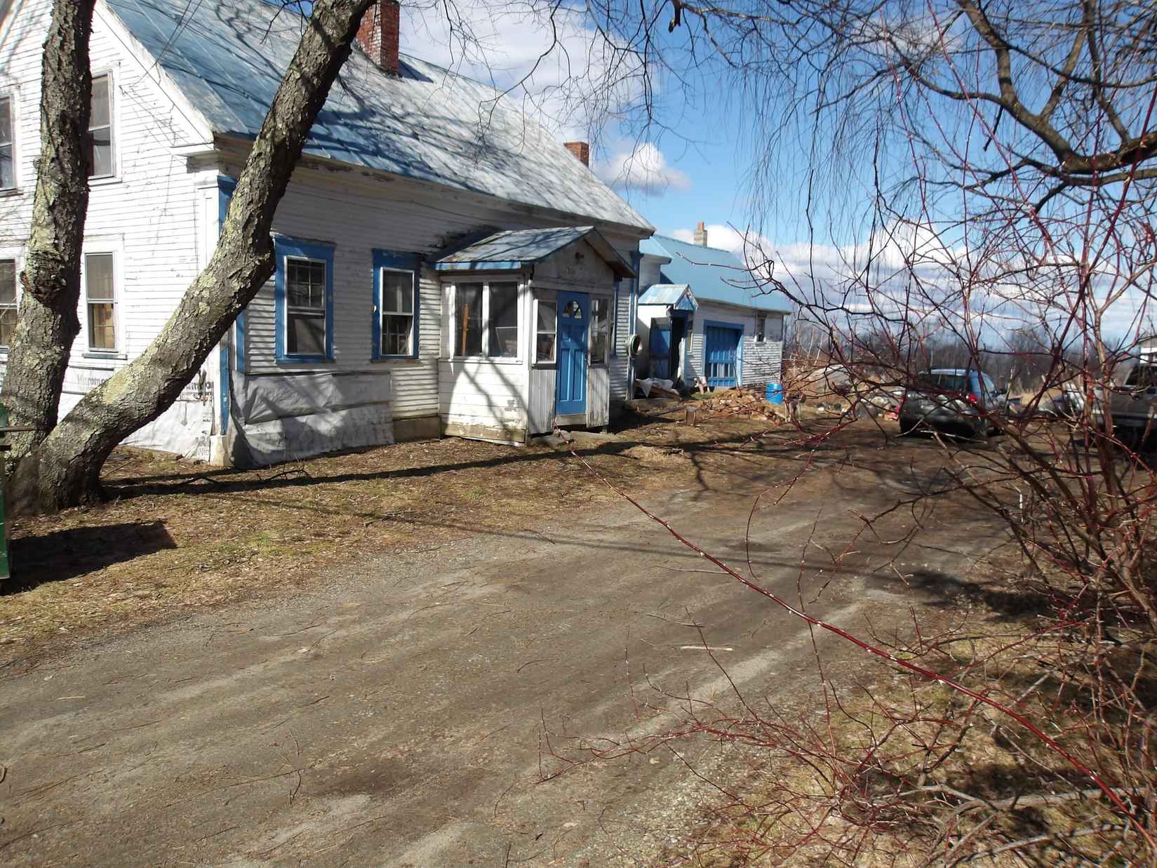 448 West Mills Rd Rd  